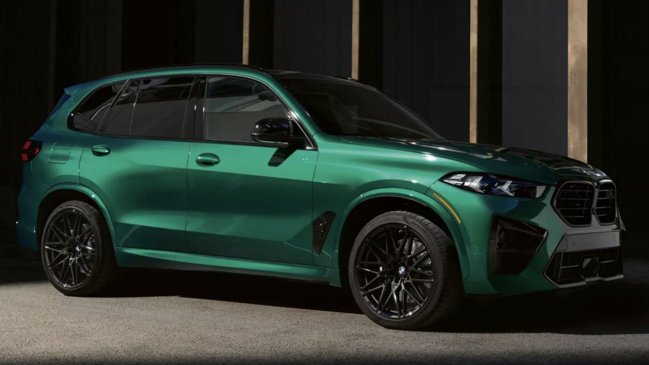 BMW X5 M60i
